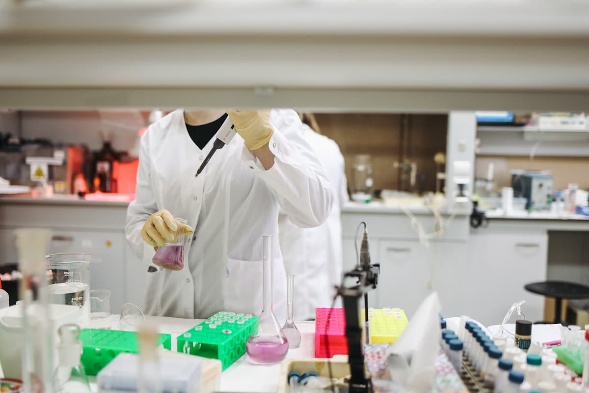Laboratorium Formulasi Kosmetik